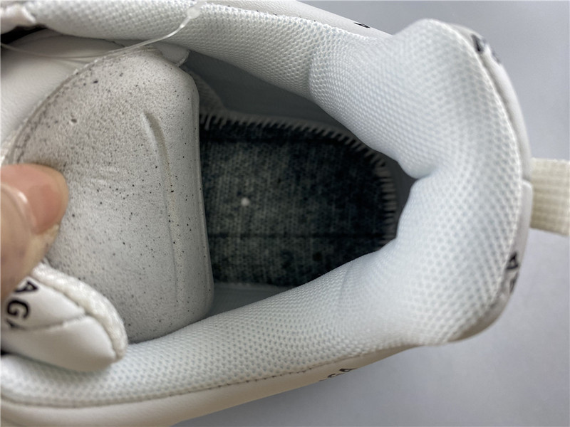 Ba*len*cia*ga triple s sneakers (white with logo) 524039 w06e2 2021