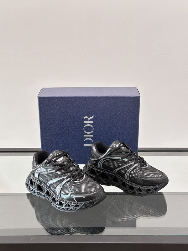 DR B35 NXXT sneaker