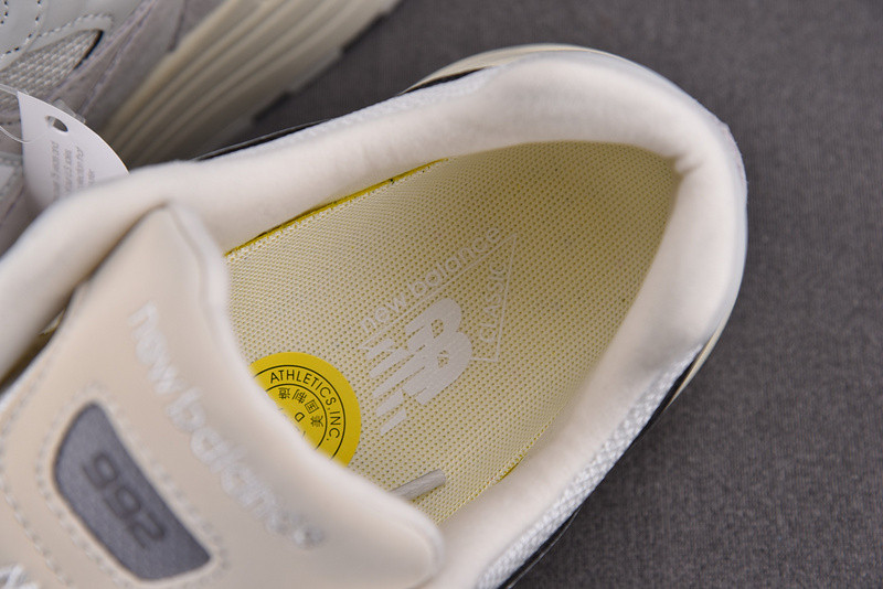 New Balance 992 White Silver (2021) - M992MD