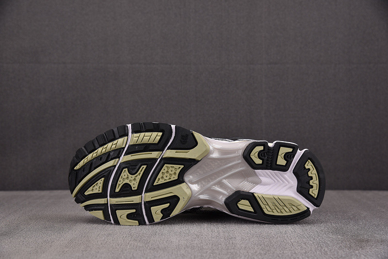 As1cs gel-kayano 14 silver colored 1203a537-200