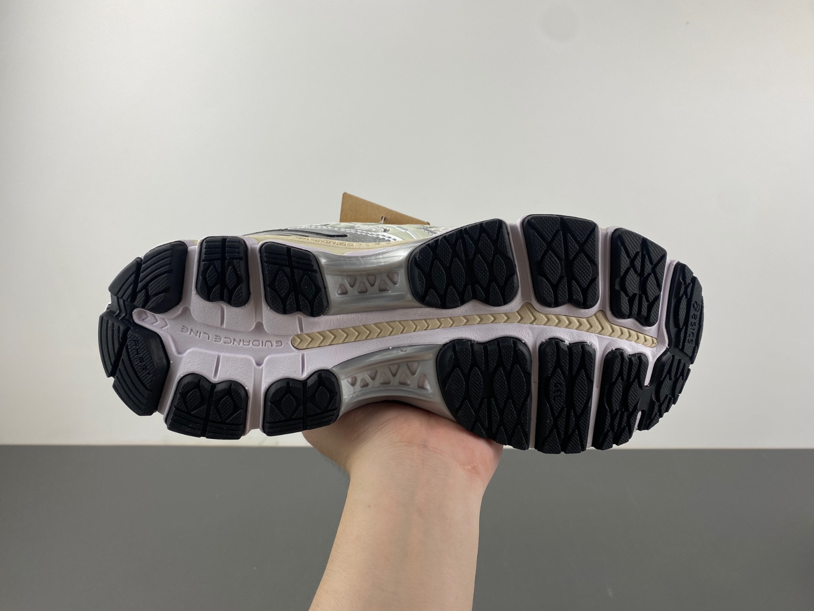 As*ic*s gel-kayano 12.1 x ronnie fieg "cream" | 1203a555-100