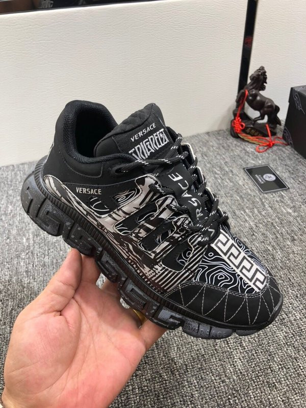 VERSACE CHAIN REACTION SNEAKER