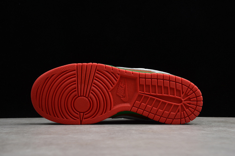 DUNK SB Low PRO Cali 304292-211