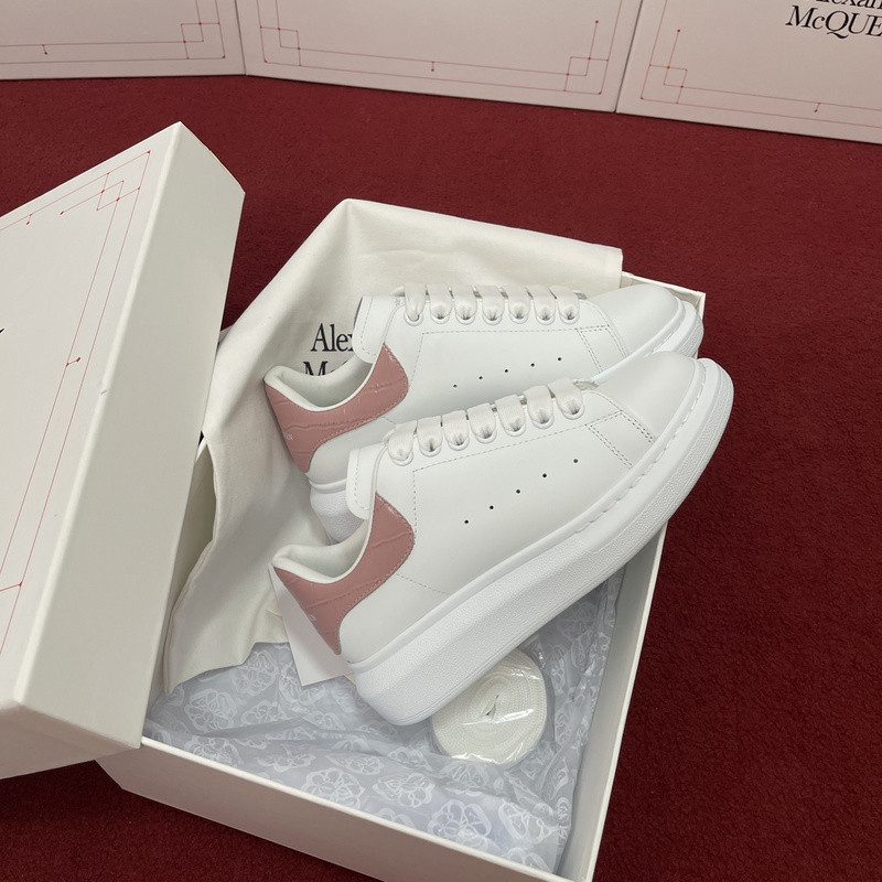 a1exa*der Mcqv*en sneaker
