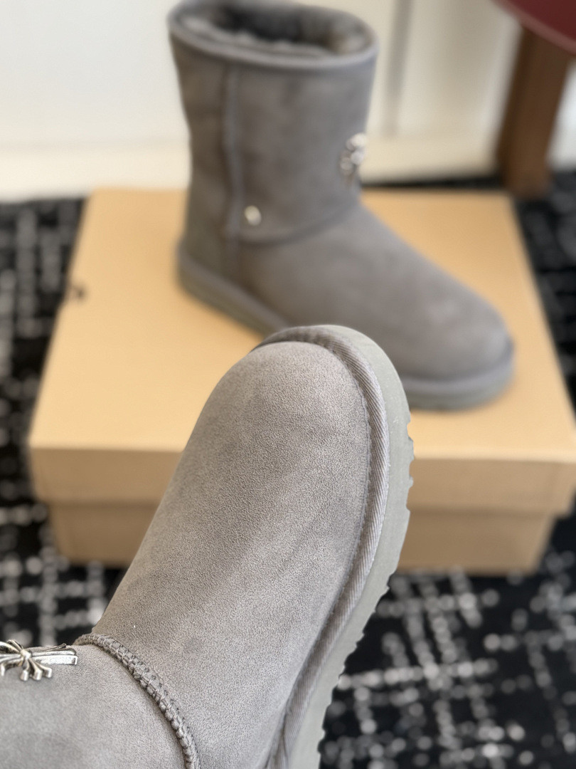 ugg x Ch*0me He**ts boots