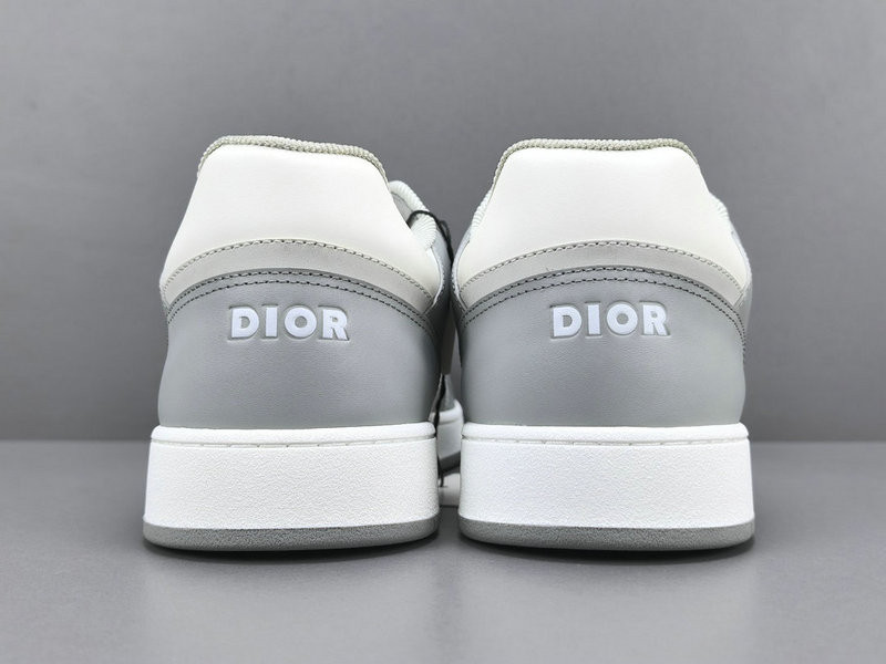 D10r sneakers