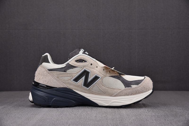 New Balance 990v3 M990AD3