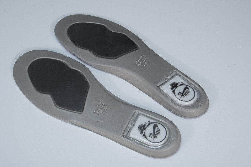 Grateful Dead x Nike SB Dunk Low “Blue Bear” CJ5378-400