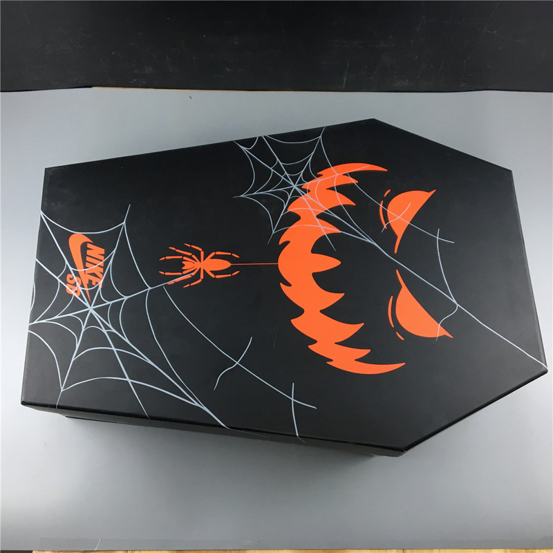 Nike SB Dunk Low Night of Mischief Halloween BQ6817 006( Normal shoe box)