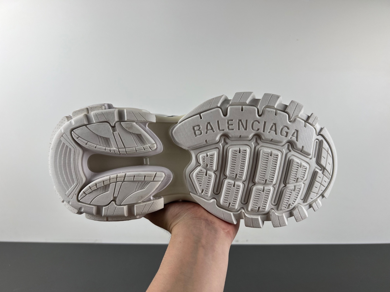 Ba1en*iaga track 542436 wtrhw 1090