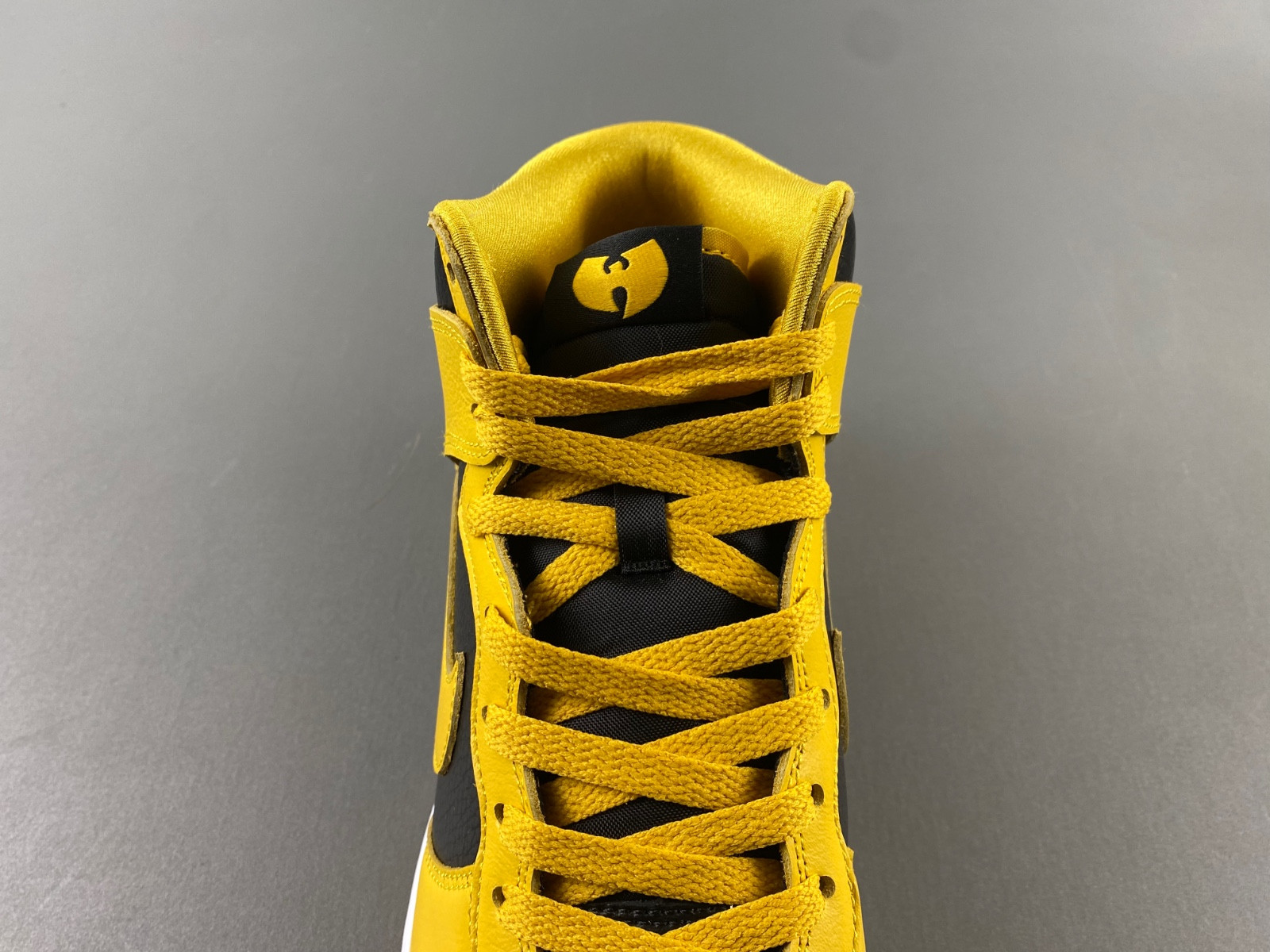Dunk Hi Retro PRM x Wu-Tang | HJ4320-001