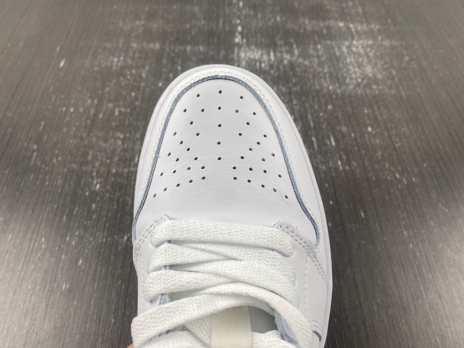 Jordan 1 Low White Black Men