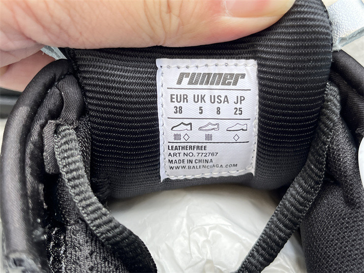 Ba1en*iaga runner 772767-w3rmu-1100