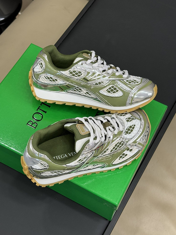 Bo*te*ga ve*ne*ta orbit sneaker