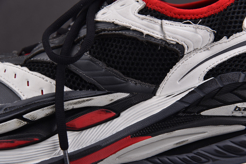 Ba1en*iaga black&red platform sneaker