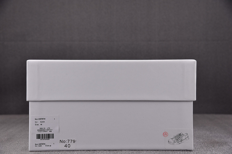 Ma*s*n mihara sneakers(Ma*s*n hank og sole black white)