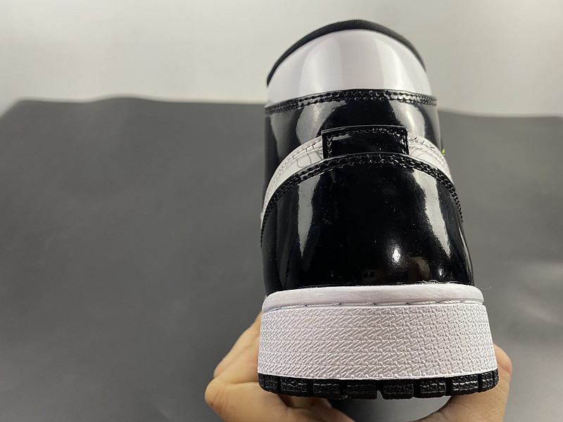 AIR JORDAN 1 MID GS “DIY” DC4099-100