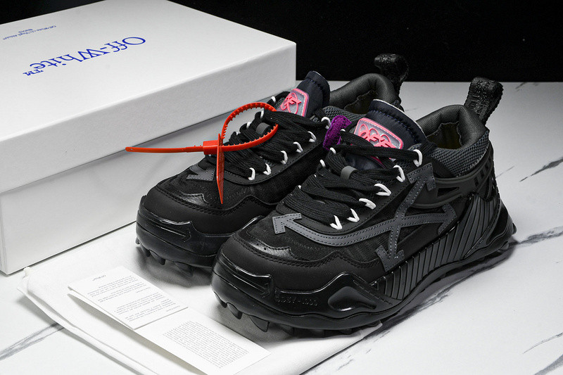 OW C/O ODSY-1000 SPORTS SHOES