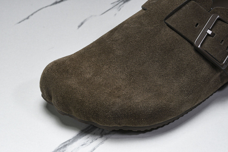 Ba*len*cia*ga Ba*len*cia*ga brown ‘sunday’ suede slides