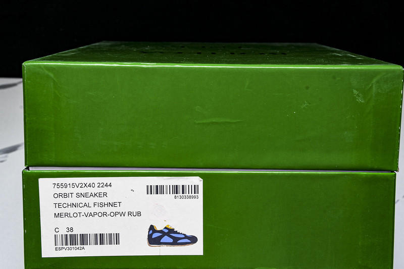 b0tt*ga Ven*ta orbit sneaker