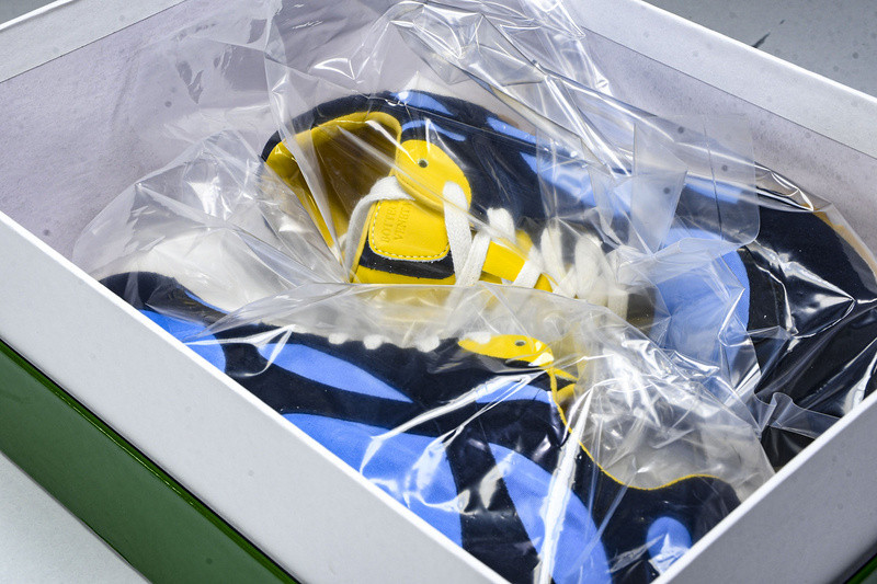 b0tt*ga Ven*ta orbit sneaker