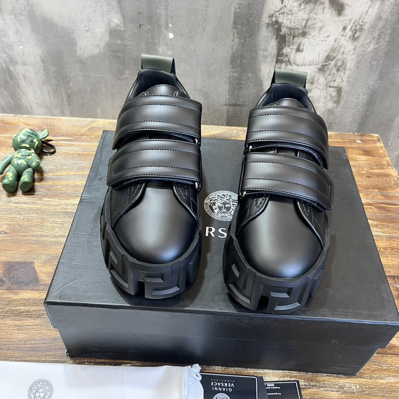 VERSACE SNEAKER