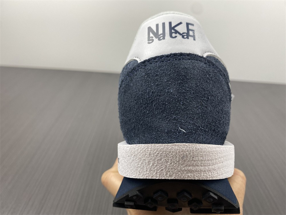 FRAGMENT X SACAI X NIKE LDV WAFFLE 