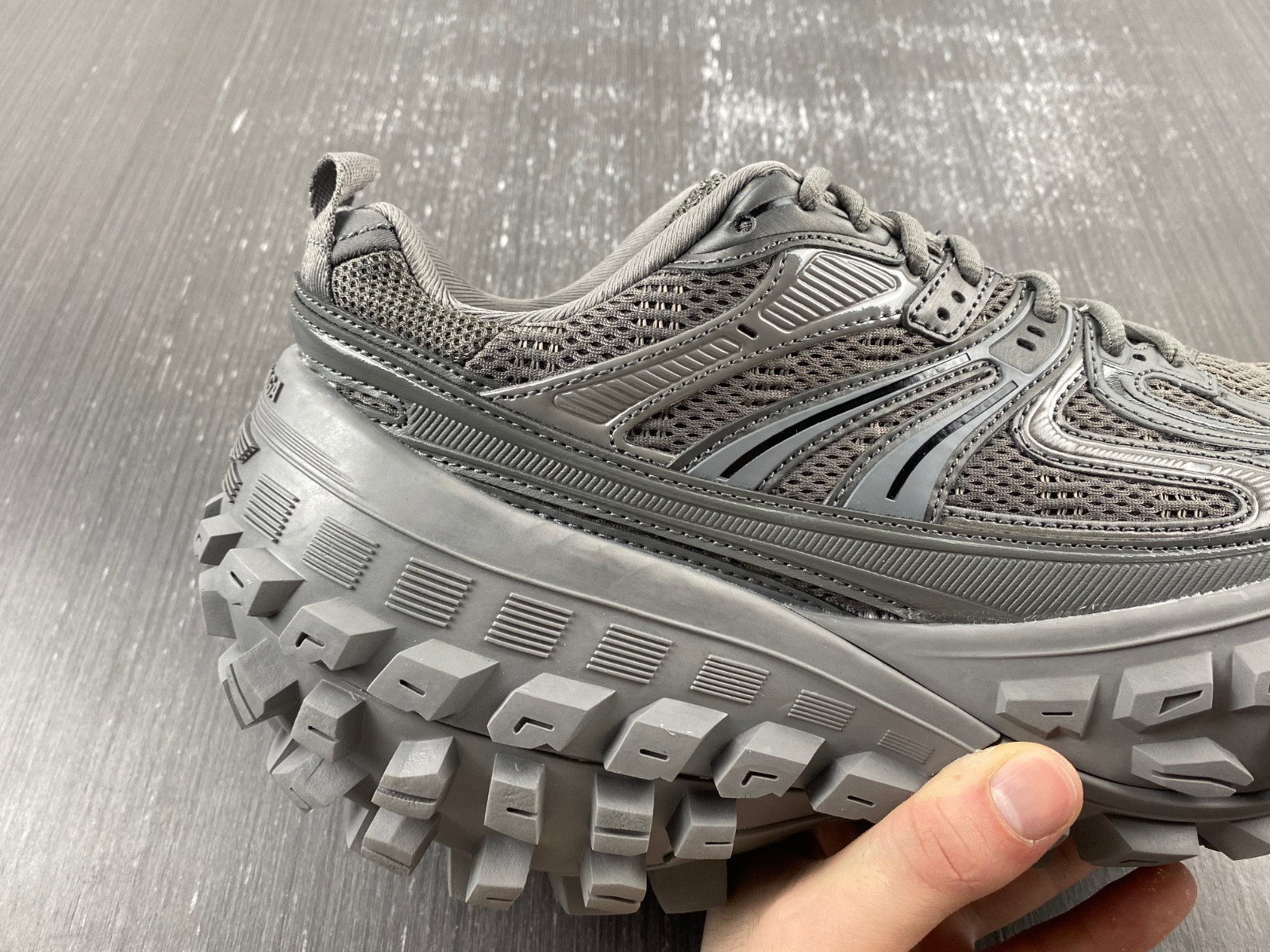 Ba*len*cia*ga bouncer chunky-sole sneakers