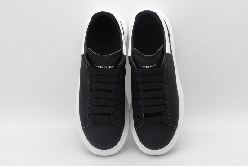 a1exa*der Mcqv*en sneaker