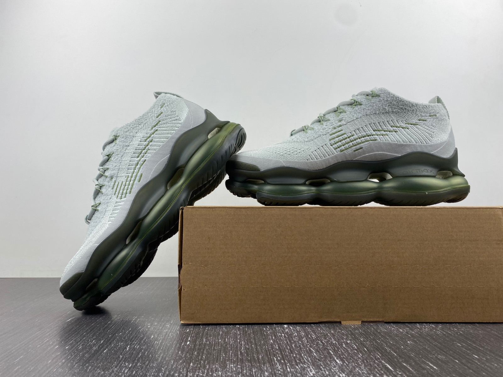 NIKE Air Max Scorpion Flyknit DJ4701 005