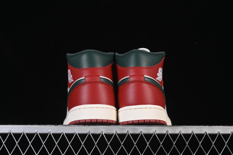 Air Jordan 1 Mid "Redstone" DQ8426-105