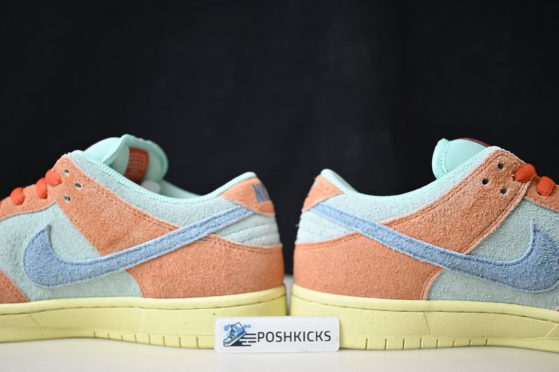Nike SB Dunk Low Orange Noise Aqua DV5429-800