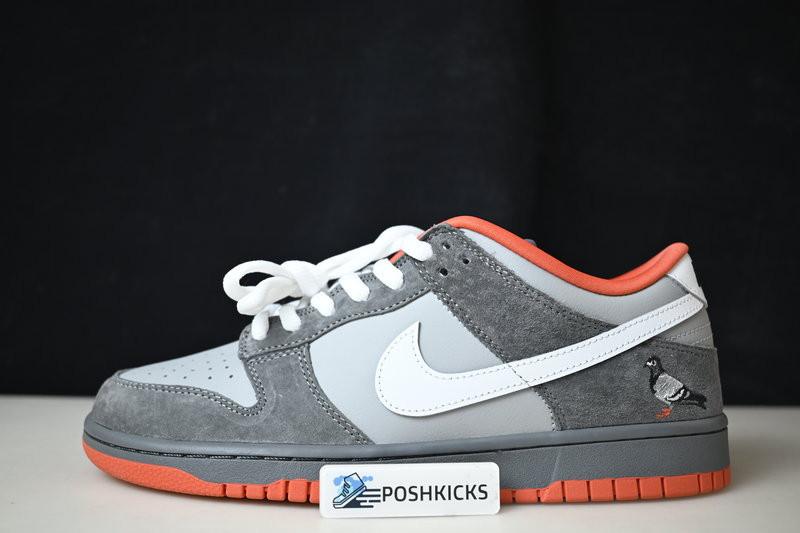 Nike SB Dunk Low Staple NYC Pigeon - 304292-011