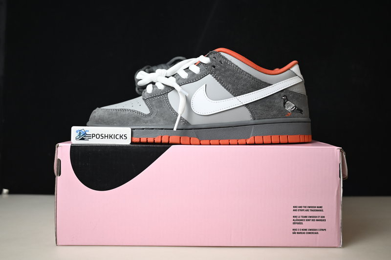 Nike SB Dunk Low Staple NYC Pigeon - 304292-011