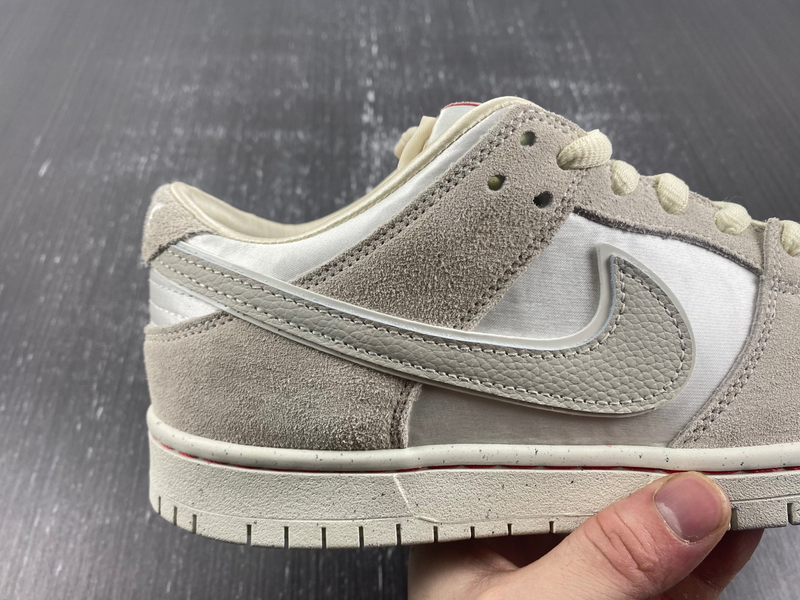 Nike SB Dunk Low City of Love Coconut Milk FZ5654-100