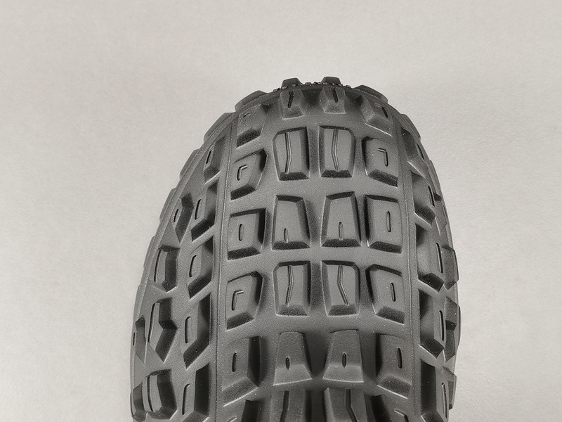 Ba*len*cia*ga bouncer clog