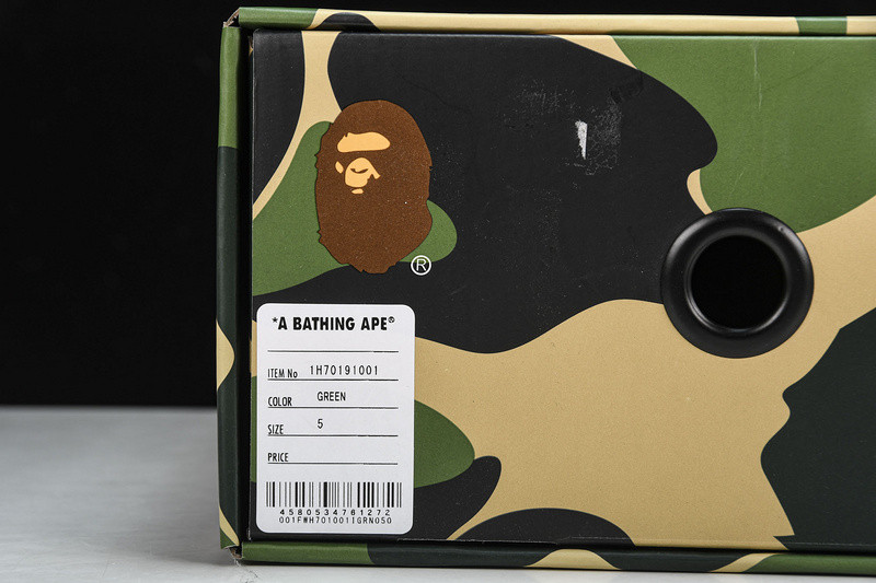 BAPE SNEAKERS