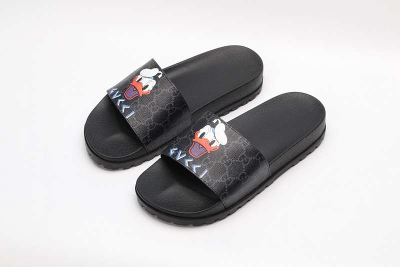GUC LEATHER SLIDE