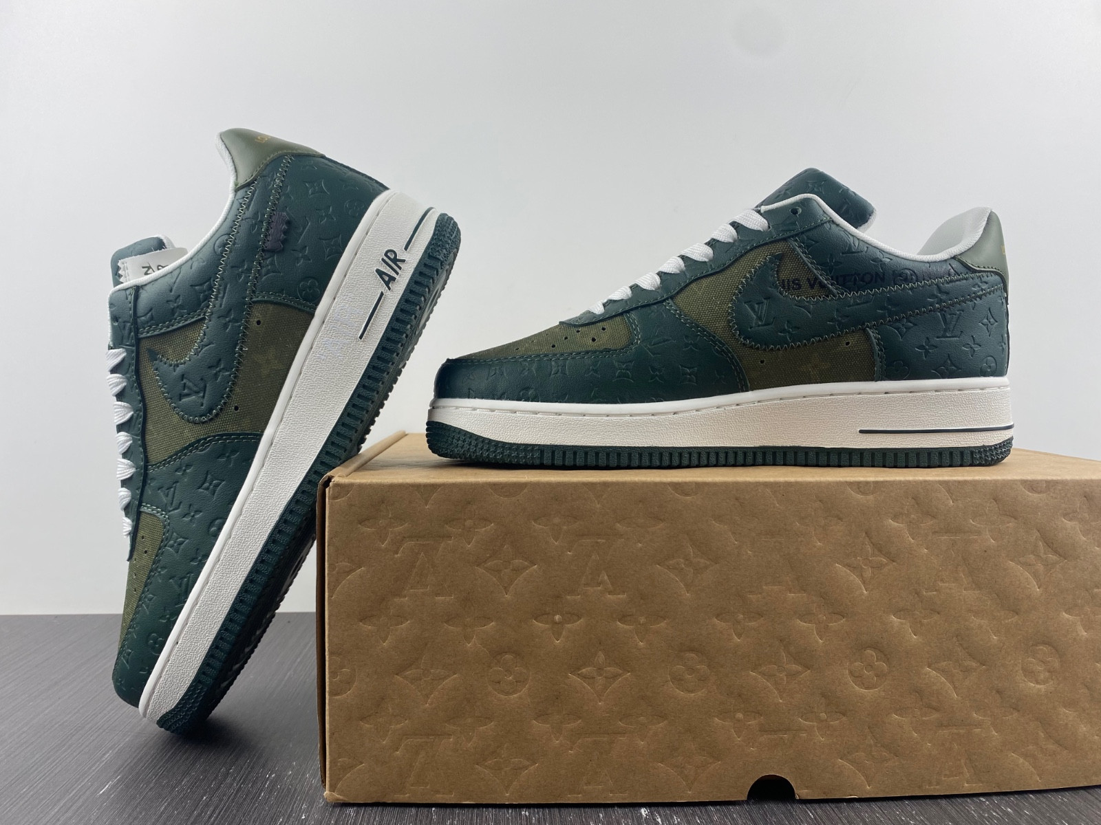 NIKE AIR FORCE 1 LOW BY VIRGIL ABLOH