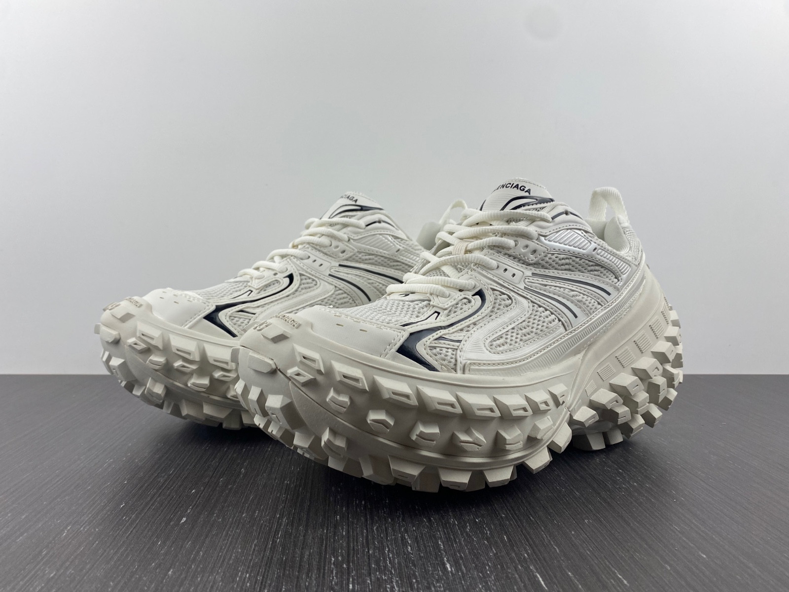 Ba*len*cia*ga bouncer chunky-sole sneakers