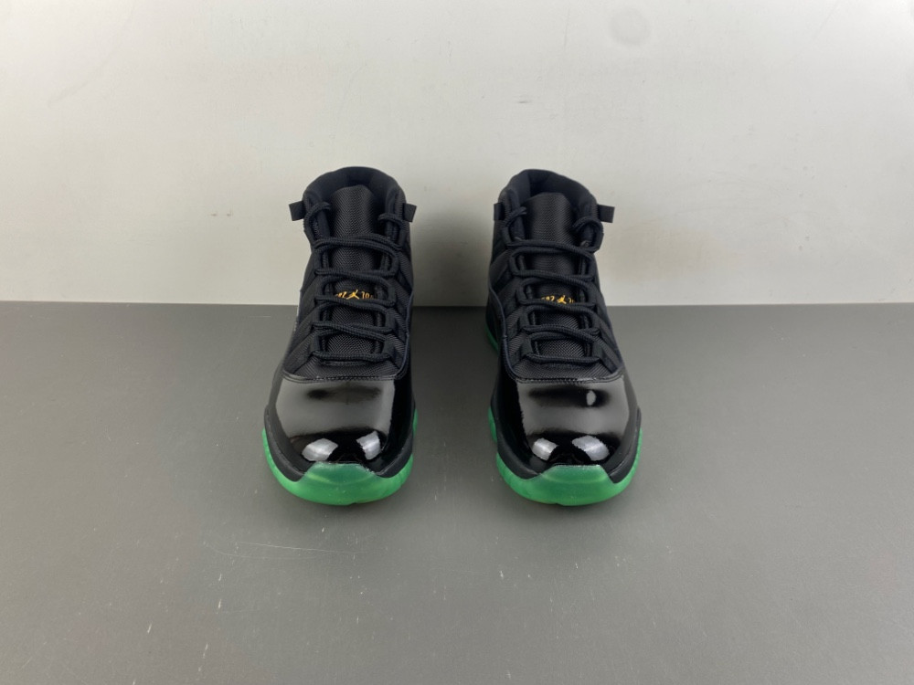 Air Jordan 11 CT8012-037