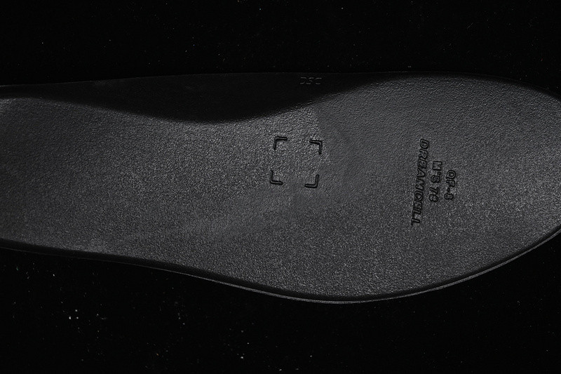 Air Jordan 4 NET “Black” FN7251-001