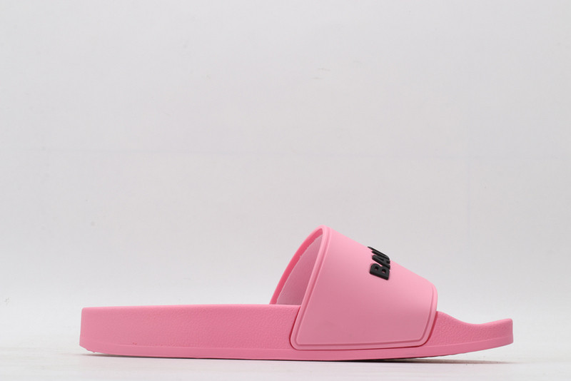 Ba*len*cia*ga pink slides