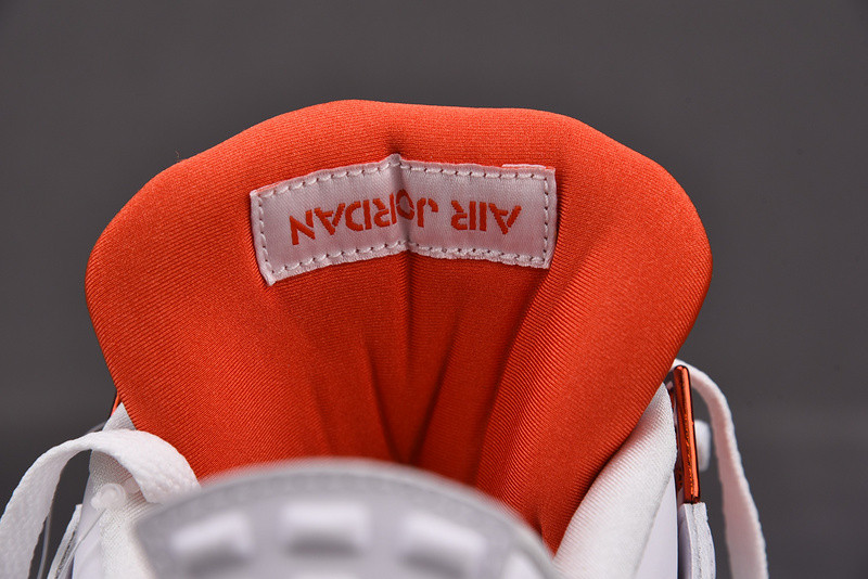 Jordan 4 Retro Metallic Orange CT8527-118