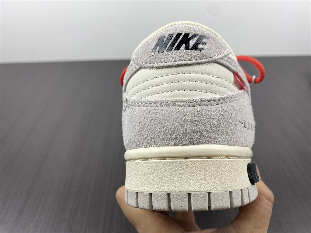 NIKE DUNK LOW OW LOT 33 OF 50 DJ0950-118