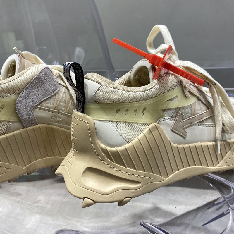 OW C/O ODSY-1000 SPORTS SHOES