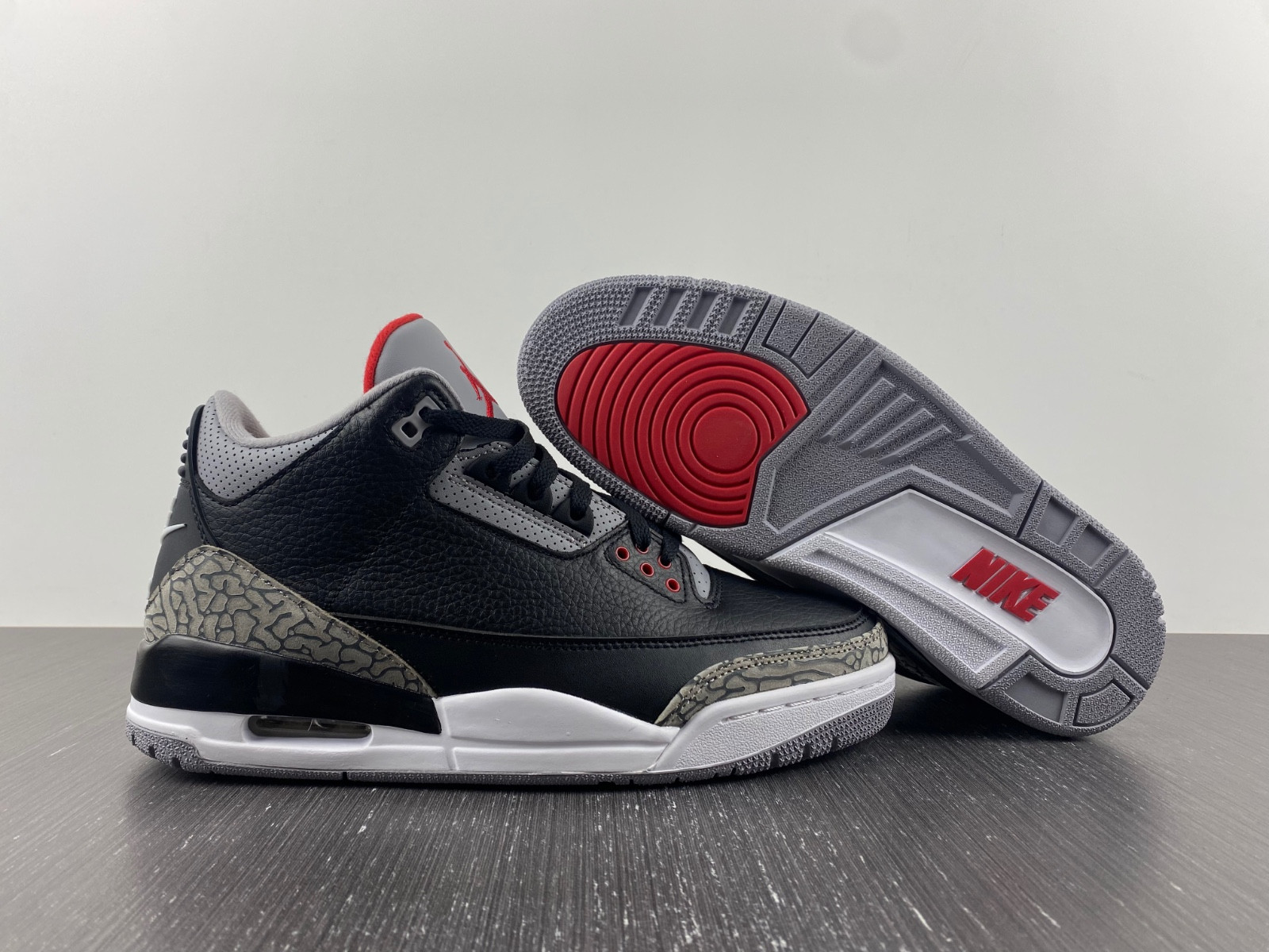 AIR JORDAN 3 BLACK CEMENT 854262-001