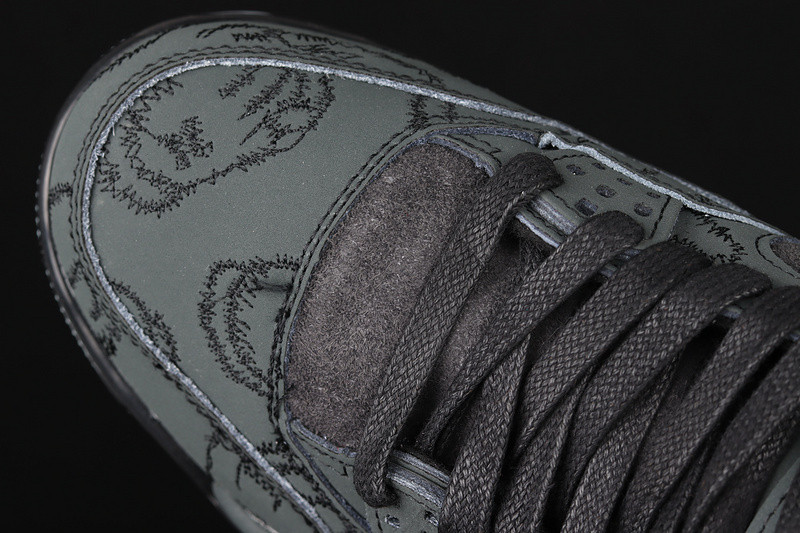 Jordan 4 Retro Kaws Black 930155-001