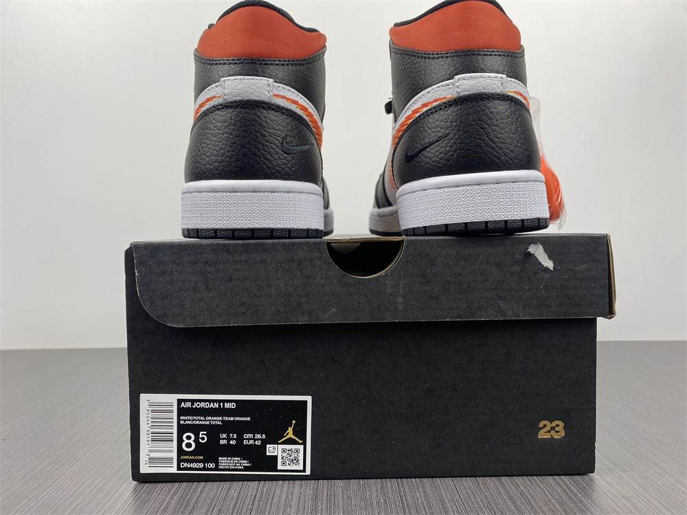 Jordan 1 Mid Zig Zag DN4929-100