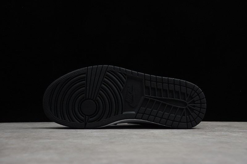 JORDAN 1 LOW LIGHT SMOKE GREY 553558-030